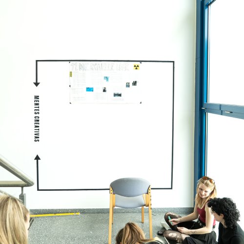 Der rote Faden – Schulhausgestaltung OHS