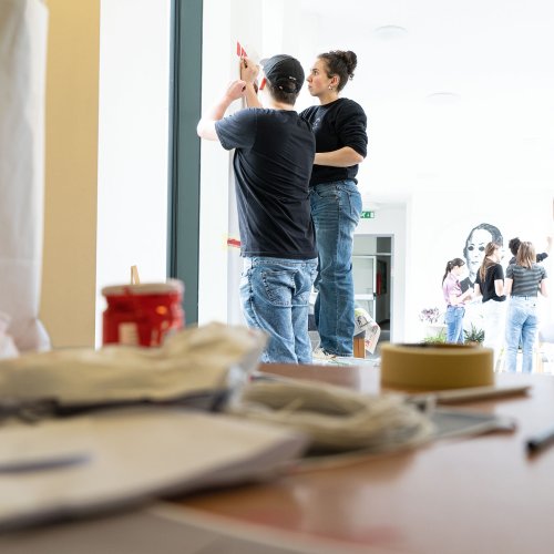 Der rote Faden – Schulhausgestaltung OHS