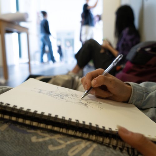 Der rote Faden – Schulhausgestaltung OHS