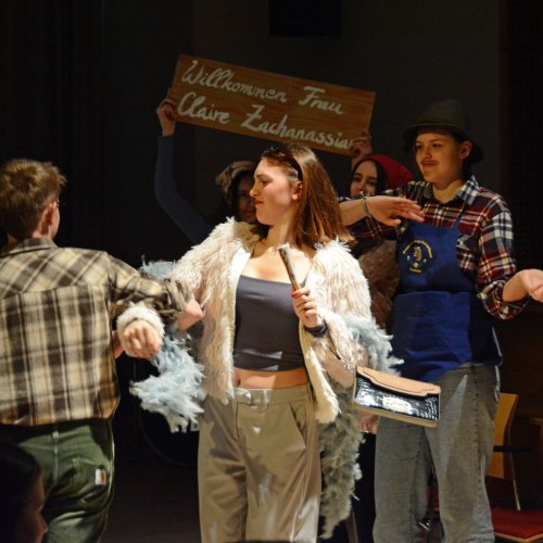 Dürrenmatts „Alte Dame“ auf Besuch in Meran