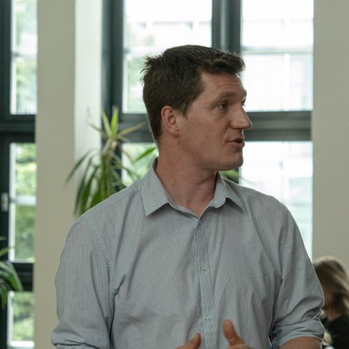 Europa hautnah erleben – Diskussionsrunde mit Südtiroler Politikern zur Europawahl an den Gymnasien Meran