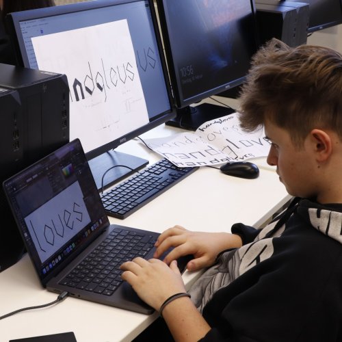 Schriftdesign mit Franziska Weitgruber