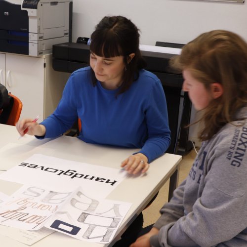 Schriftdesign mit Franziska Weitgruber