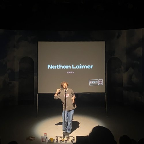 Er kam, sprach und siegte