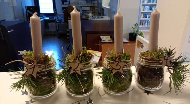 Advent in der Bibliothek
