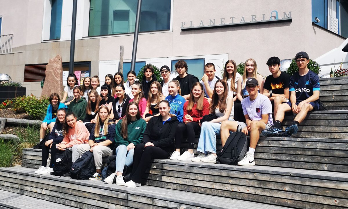 Ausflug ins Planetarium nach Gummer