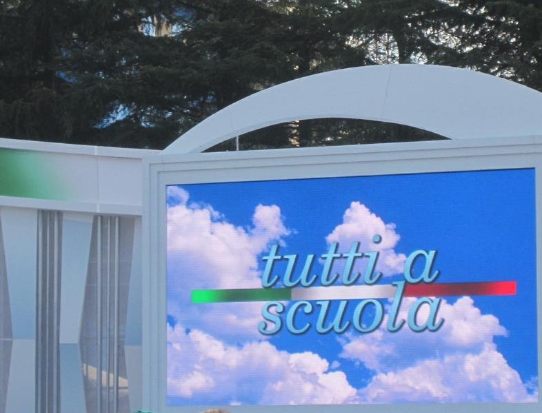 TUTTI A SCUOLA 2016